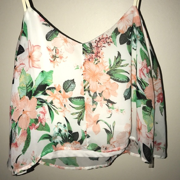 Floral Crop Top - Picture 2 of 2